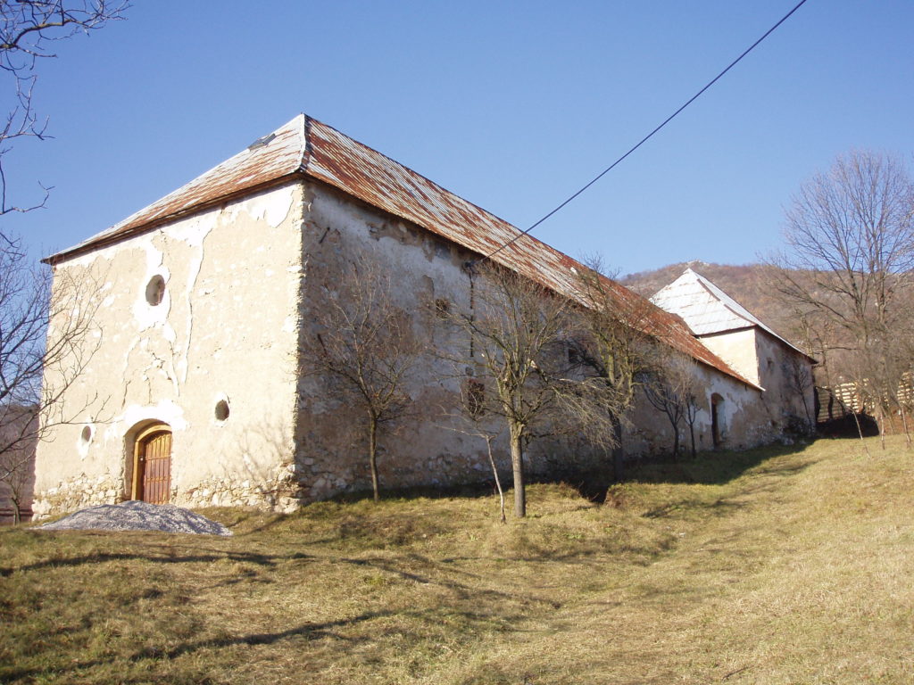 pimpi-cestovanie-bábo-bábätko-baby friendly-edina-jablonov nad turňou-víno-kras-slovenský kras-krasko-slimák-preliezky-granárium-sýpka-piecky-pizza deň