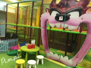 pimpi-bábo-bäbatko-cestovanie s bábätkom-cestovanie-mama blog-blog o cestovaní-tatry-jeseň-nový smokovec-baby friendly hotel-hotel atrium-trinity-pimpi-detský kútik-ihrisko-wellness